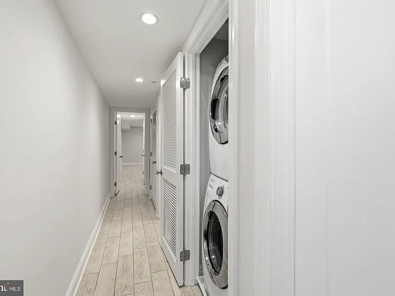 1820 Independence Ave SE #1 — Photo 26