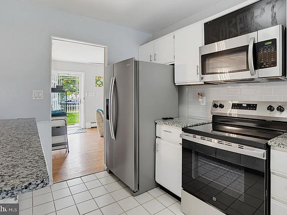 4th image of 5510 Dartmouth St