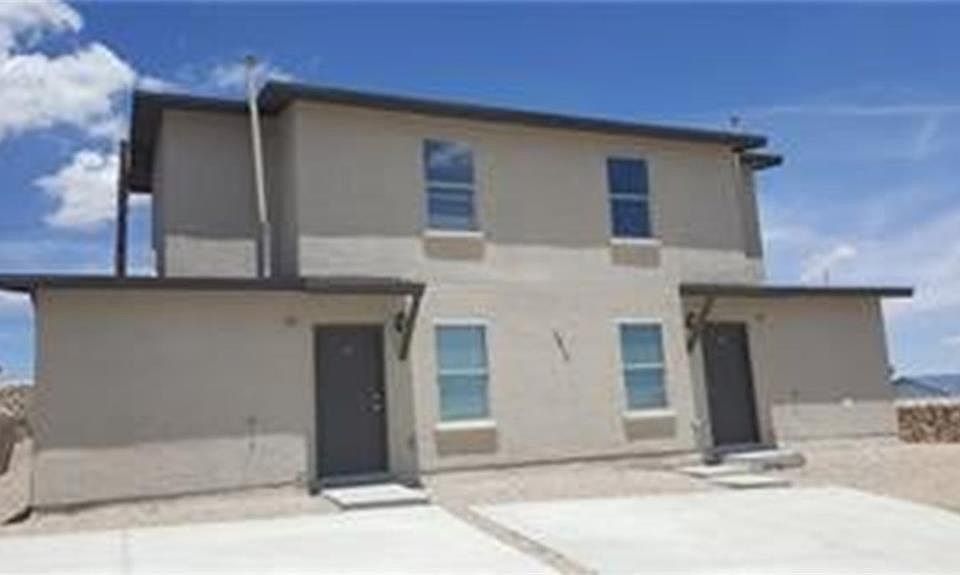 1st image of 3817 Moonlight Ave #A