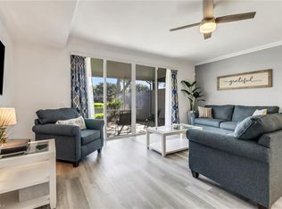 5637 Cove Cir #57, Naples, FL 34119