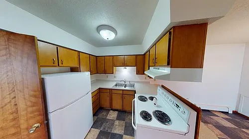 305 Ryan Dr #8 Photo 1
