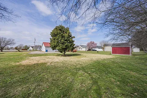 222 Daly Dr — Photo 13