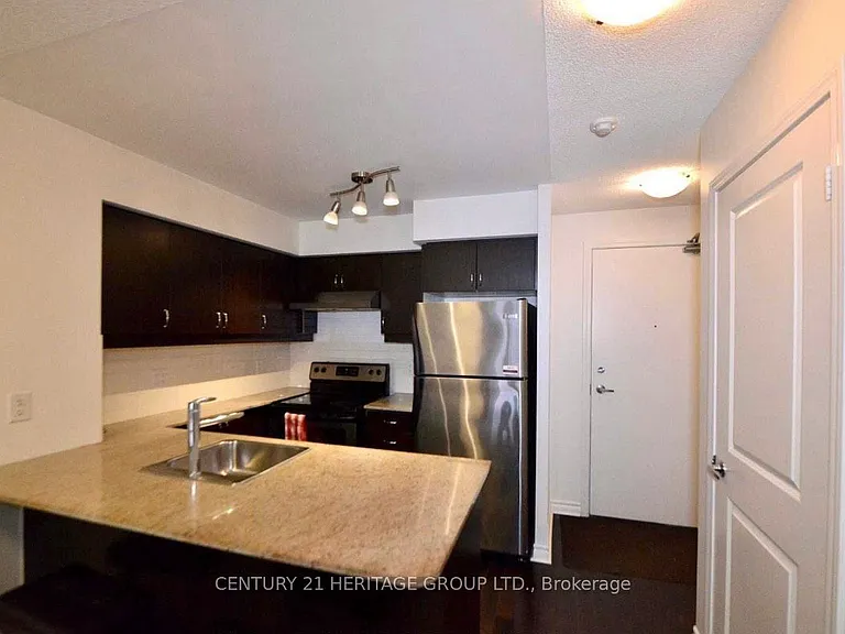 27 Rean Dr #306 — Photo 3
