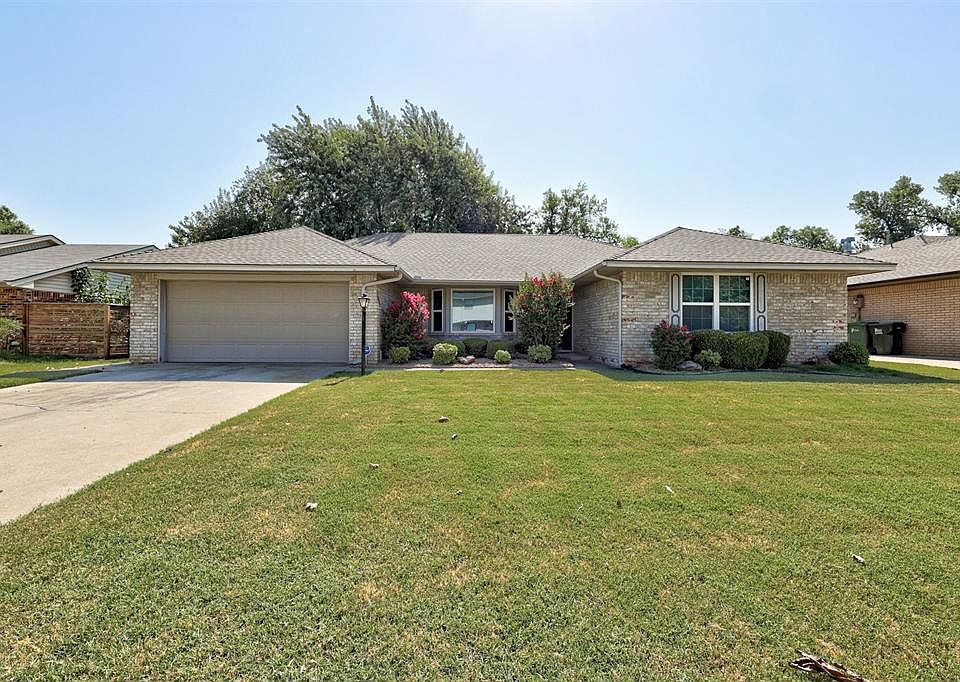 1st image of 905 Kouba Dr