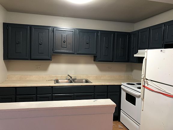 2nd image of 1527 Norway Ln #1