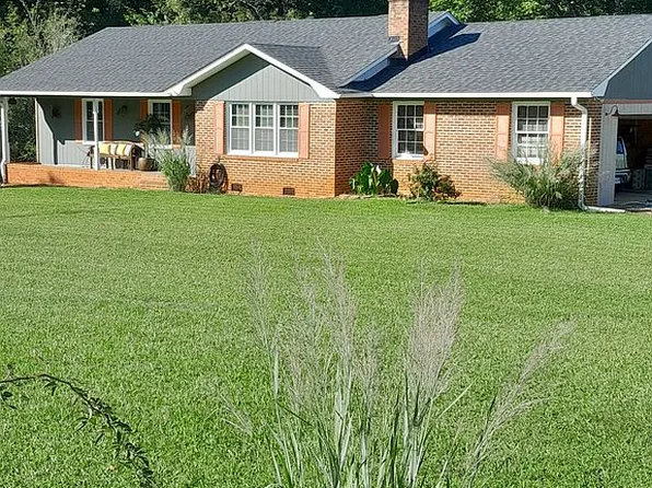 355 Darwin Rd, Gaffney, SC 29340