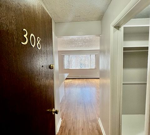 2nd image of 1010 N Corona St #308