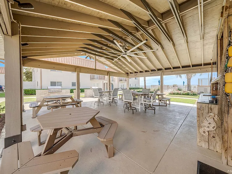 2100 W Beach Dr #A101 — Photo 29
