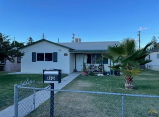 2110 3rd St, Wasco, CA 93280