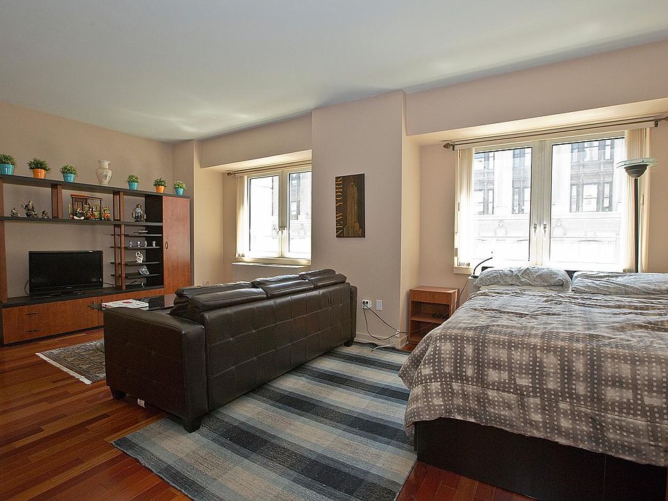 1st image of 425 5th Ave APT 18C