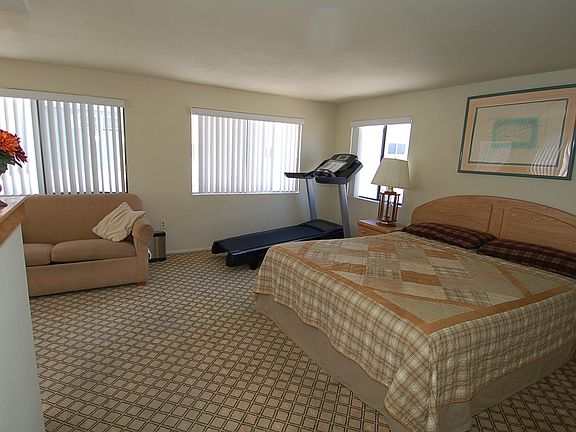 2nd image of 1811 W. Balboa Blvd #3
