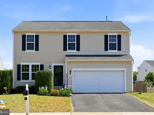 19 Hopkins Branch Way, Fredericksburg, VA 22406