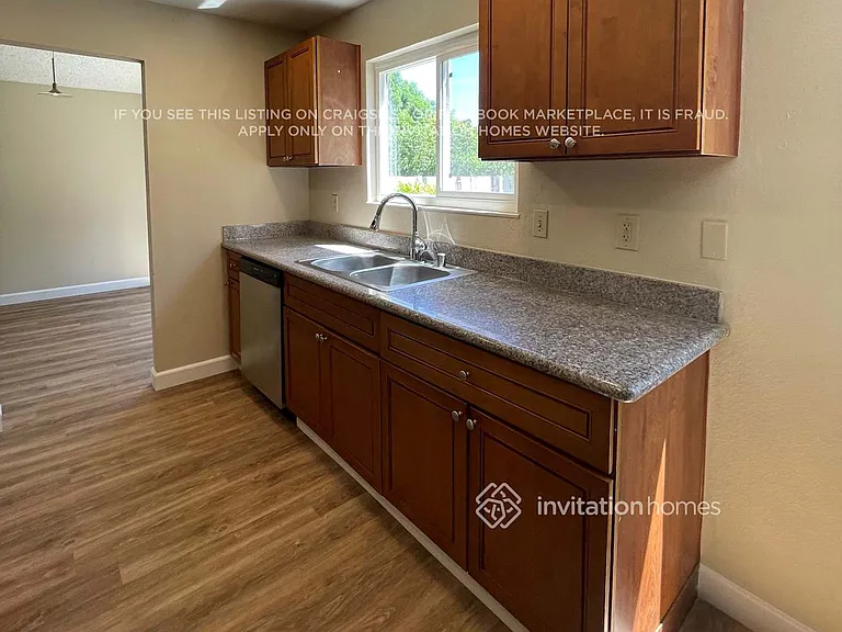 3489 Chandler Cir — Photo 8