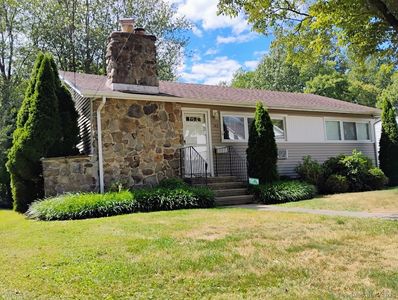 143 Sawyer Road, Fairfield, CT, 06824