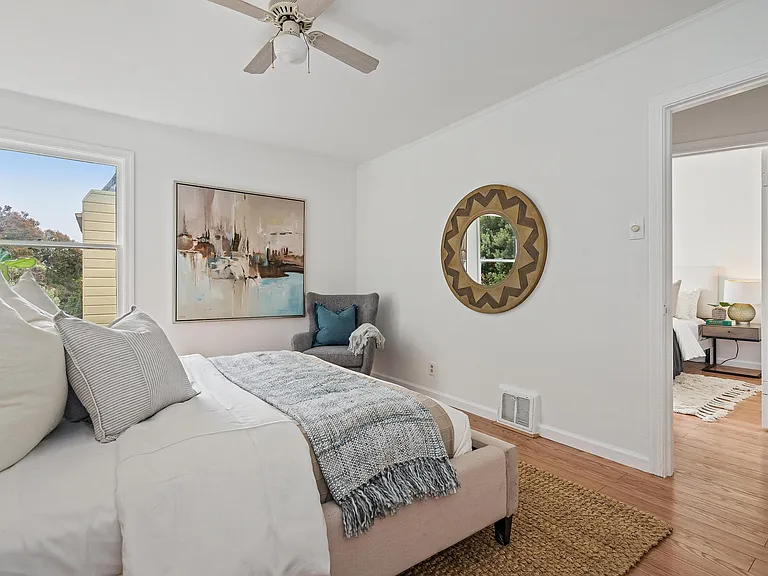 196 Jules Ave — Photo 31
