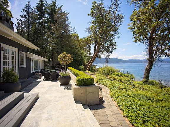 3rd image of 123 Swan Point Rd