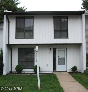 221 N Cottage Rd, Sterling, VA, 20164