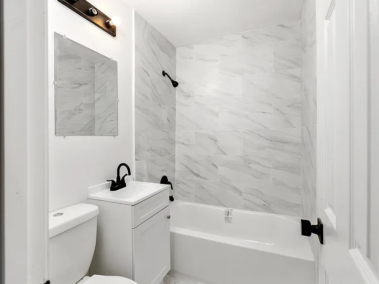 7361 Murry Hill Cir — Photo 6