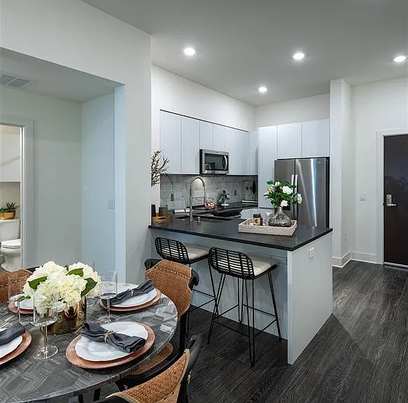 Kinley West LA — Photo 7