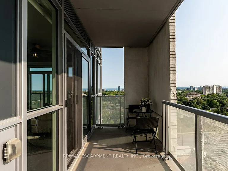 2087 Fairview St #1304 — Photo 13