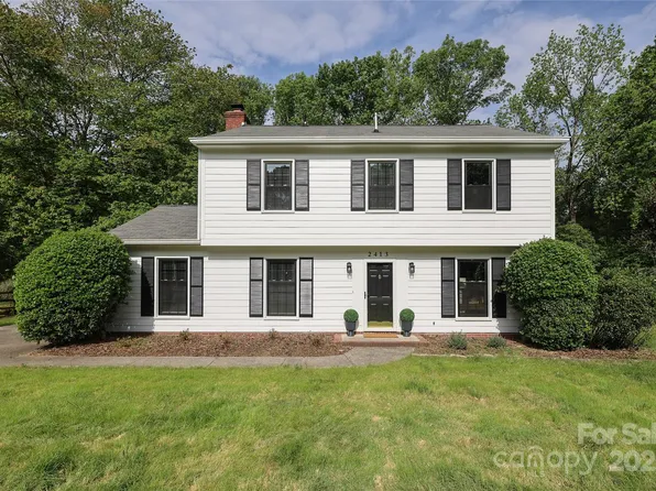 2413 Bergen Ct, Charlotte, NC 28210