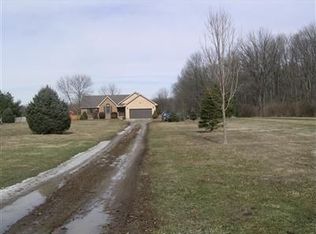 7400 Cook Jones Rd, Waynesville, OH 45068