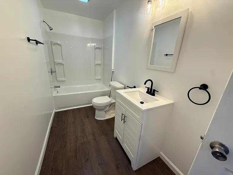1301 Kennedy Ave #1 — Photo 8