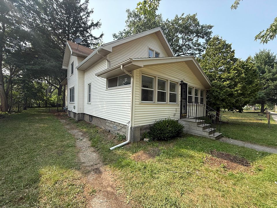 1st image of 351 Erickson St