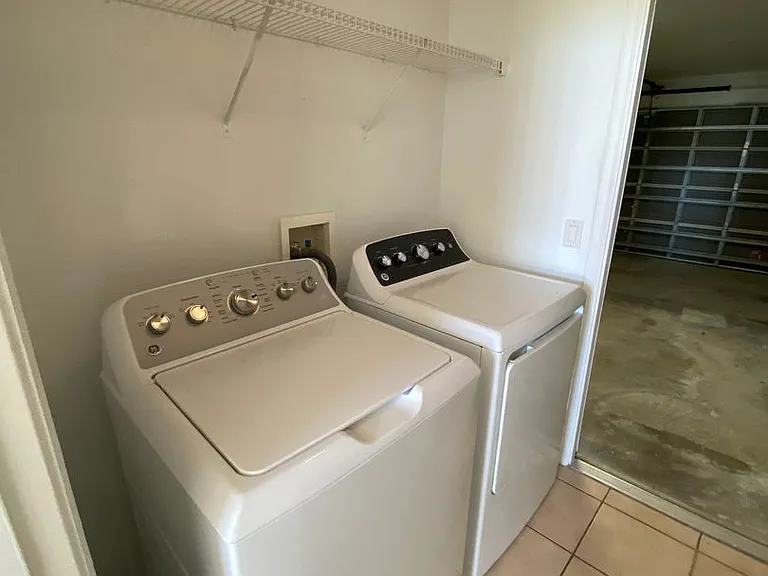 434 Cassia Dr — Photo 24