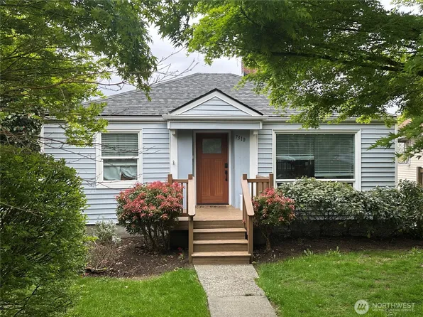 7310 30th Avenue SW, Seattle, WA 98126
