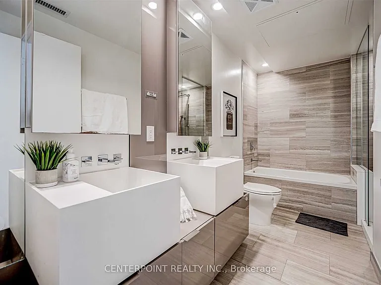 1 Bloor St E #515 — Photo 21