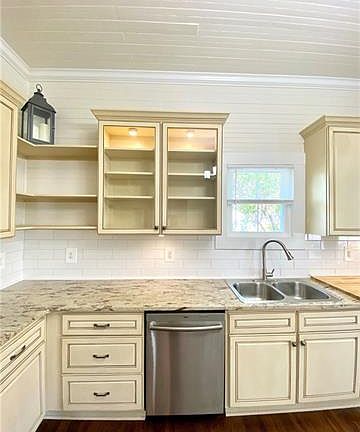 5th image of 1024 W End Ave