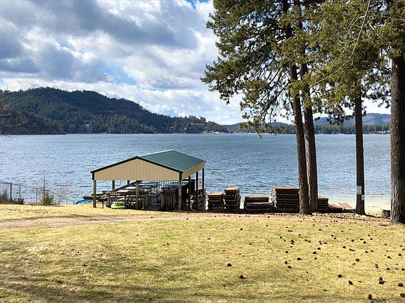 4th image of 4622 Terrace Rd