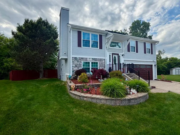 7114 Copper Creek Dr, Ypsilanti, MI 48197