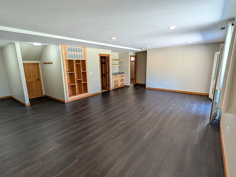 5482 Bayview Rd #B — Photo 8
