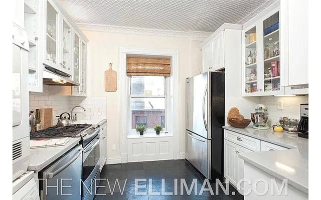 Sold by Douglas Elliman | media 12