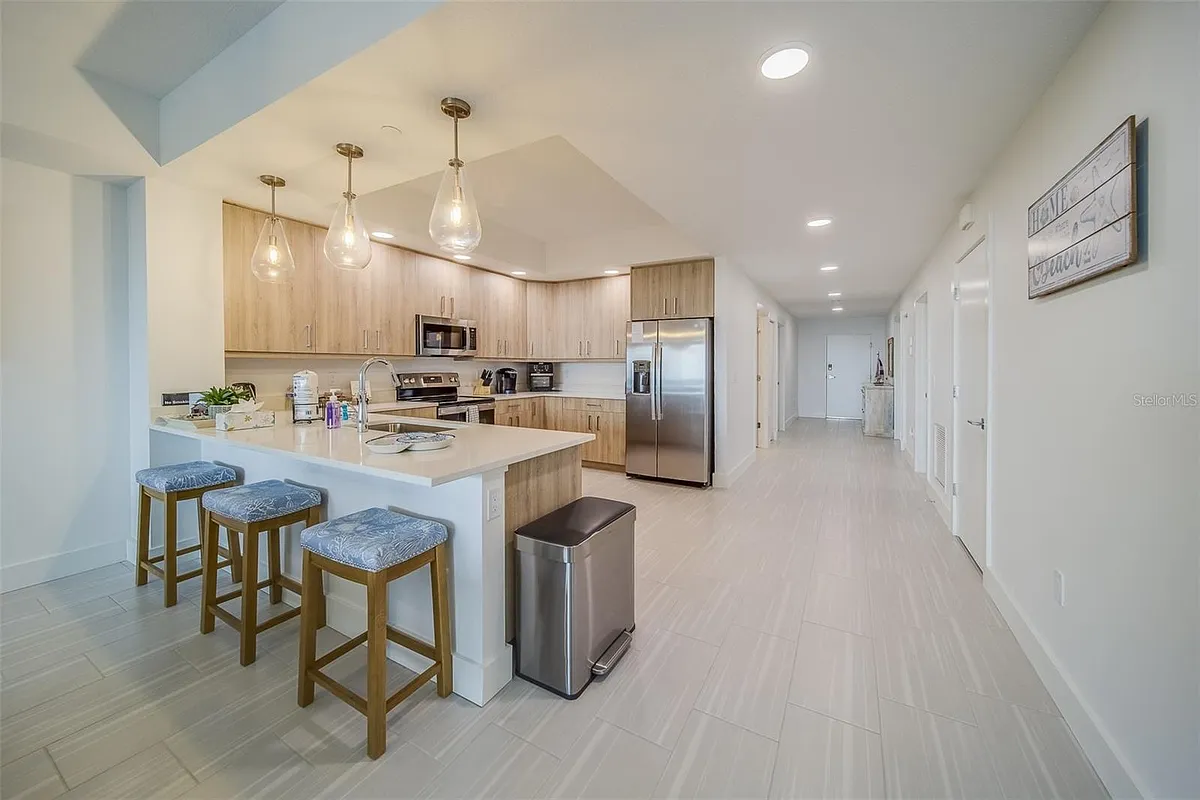 Building Photo - 415 Island Way #505