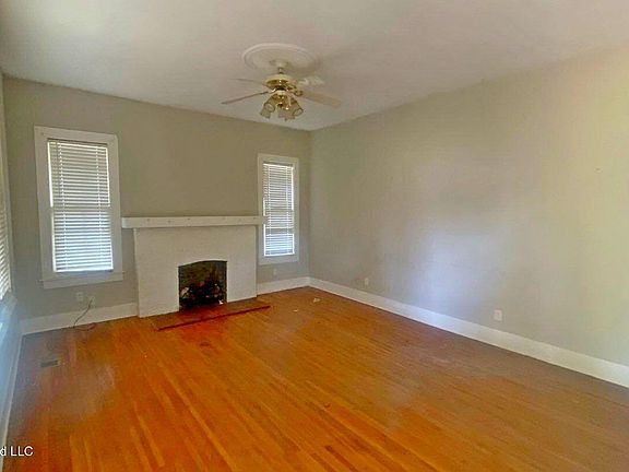 2nd image of 217 E Center St