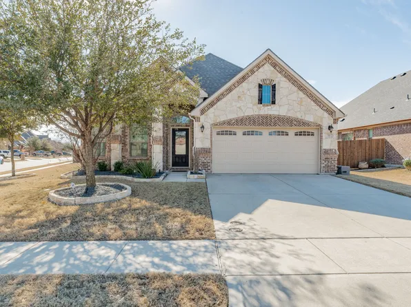 717 Gray Wash Dr, Saginaw, TX 76179