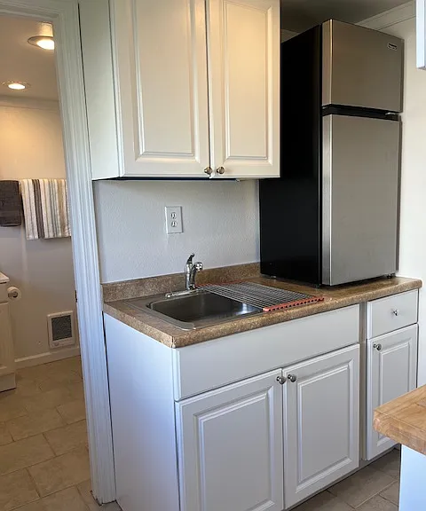 507 E Rose St — Photo 4