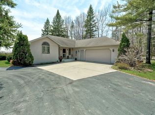 4461 Beechnut Ct, New Franken, WI 54229