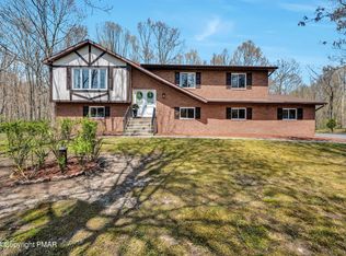 182 Besecker Dr, East Stroudsburg, PA 18302