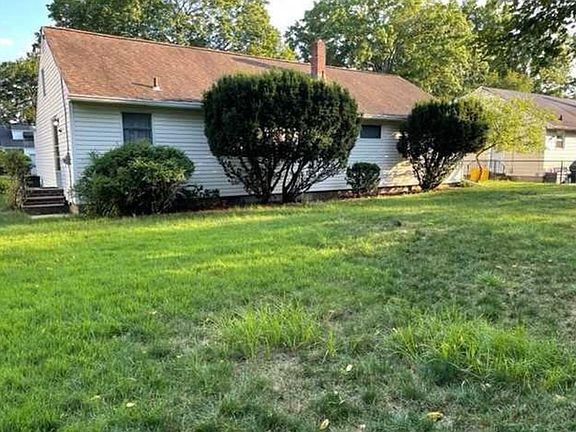 2nd image of 333 Lacey Dr