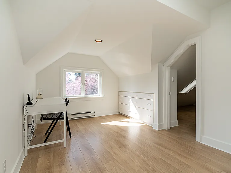5626 Highbury St — Photo 29