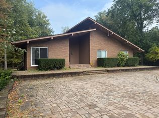 3680 W Big Beaver Rd, Troy, MI 48084