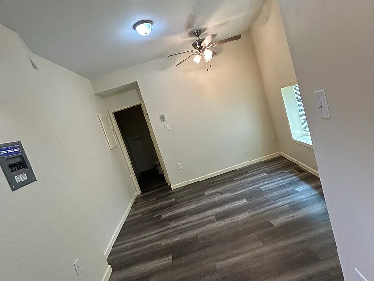 4796 N Bailey Ave — Photo 17