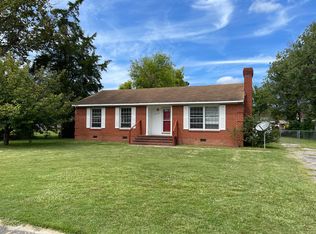 4328 Belford Rd, Fayetteville, NC 28314