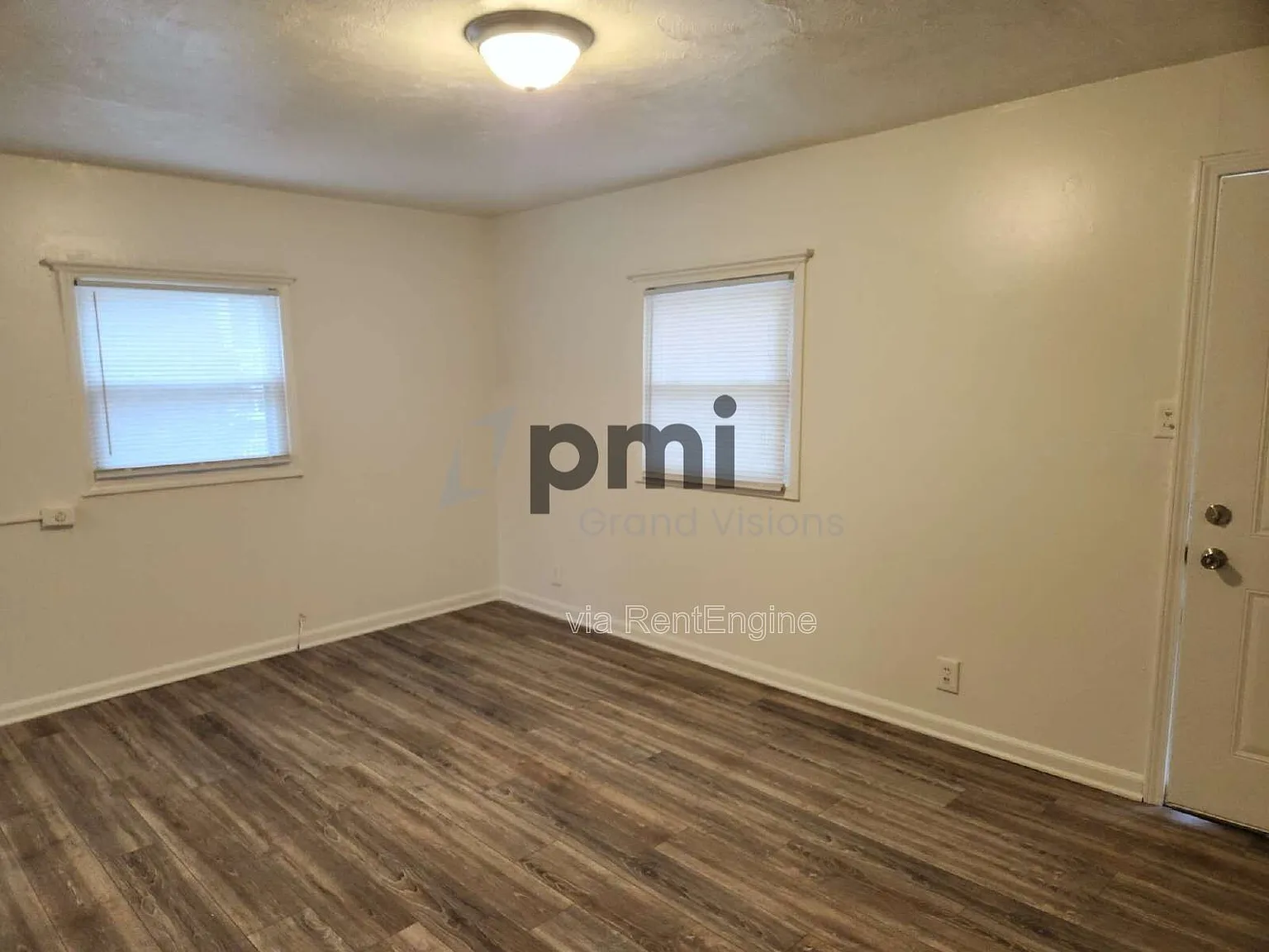 2 bed, 1.0 bath, 768 sqft, $900 — Photo 4