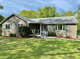 23 Deer Run Dr, Seymour, CT 06483