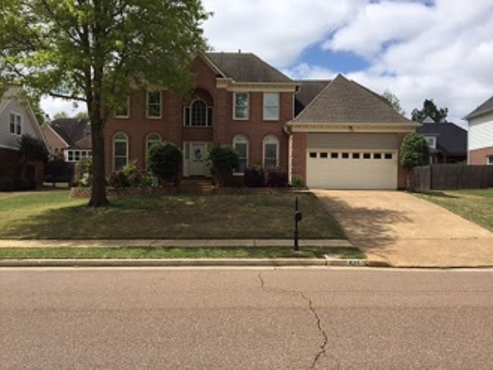 1st image of 625 Alexandria Dr